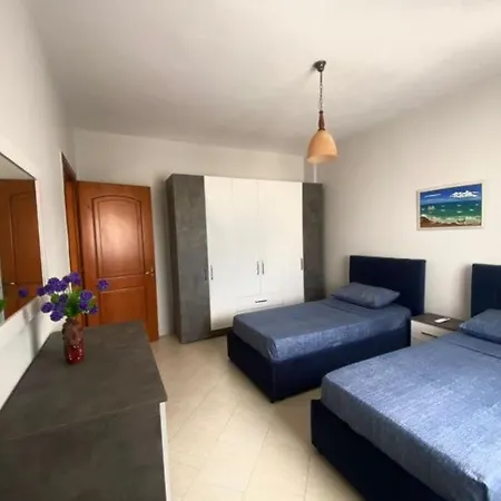 Lover Apartman